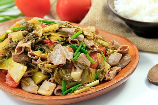 Món lòng xào dưa có gì ngon mà hấp dẫn cánh đàn ông đến vậy?