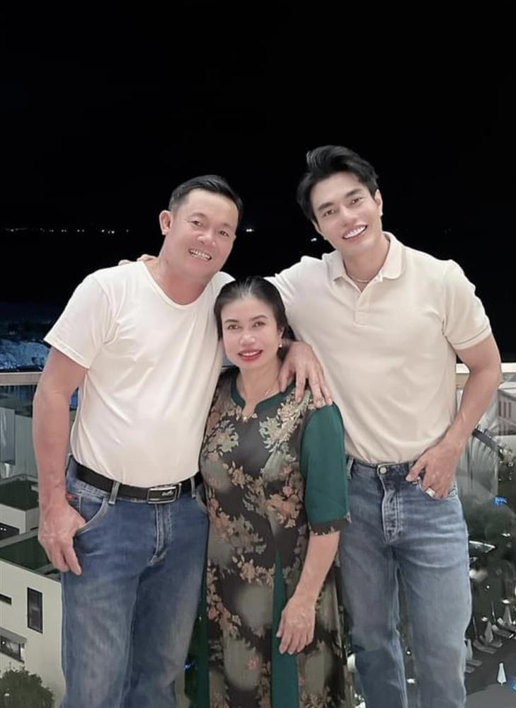 Lê Dương Bảo Lâm dao kéo tơi bời vẫn còn nguyên 1 điểm giữ từ bé-2