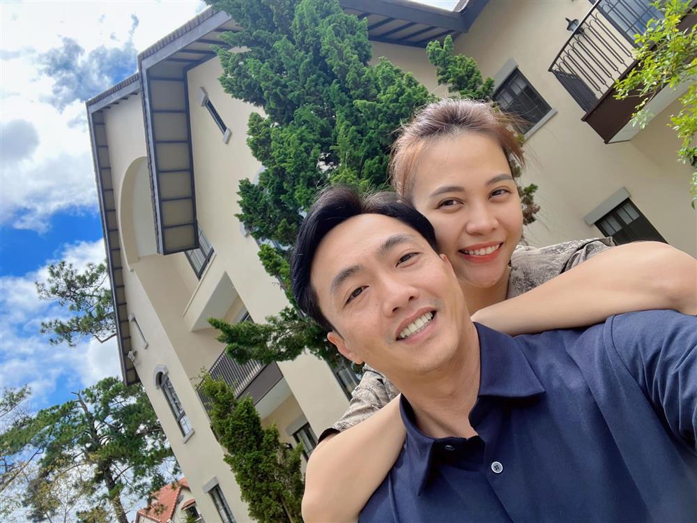 Tin showbiz Việt ngày 19/8: Vợ cũ Đàm Vĩnh Hưng ghé biệt thự Lệ Quyên-13