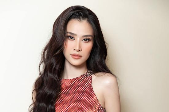 'Hit' của Đông Nhi 'lọt mắt xanh' nhà phê bình âm nhạc quốc tế