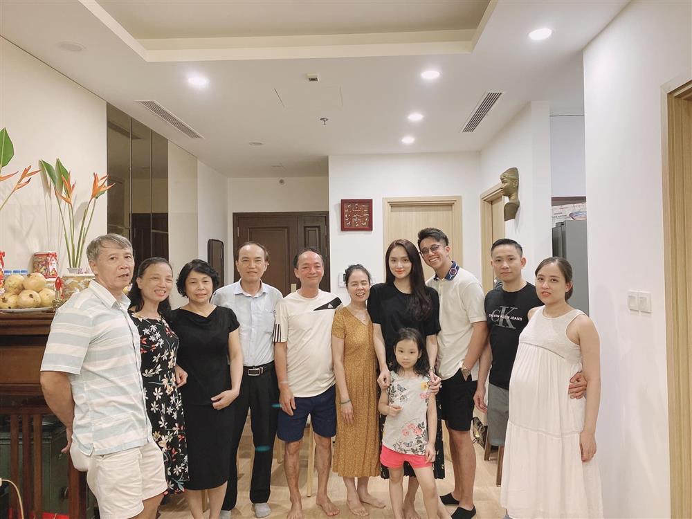 Hương Giang - Matt Liu ra mắt gia đình, sống chung vẫn không thể cưới-5