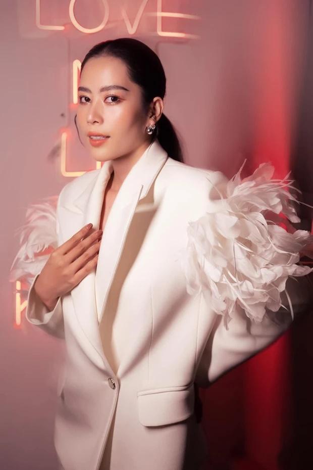 Chia tay Miss World Vietnam 2022, Nam Em bất ngờ gặp sự cố rất đáng lo-1