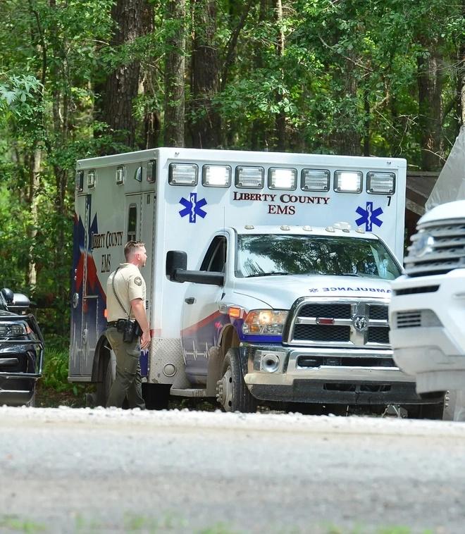 Mẹ Ben Affleck bị thương khi di chuyển đến lễ cưới con trai-2