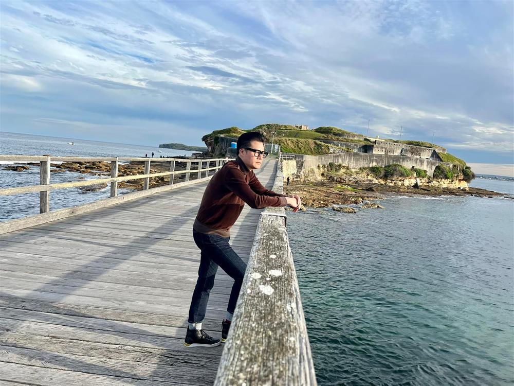 Quang Dũng mất cân đối khi lên ảnh, 1m75 mà như người tí hon-7