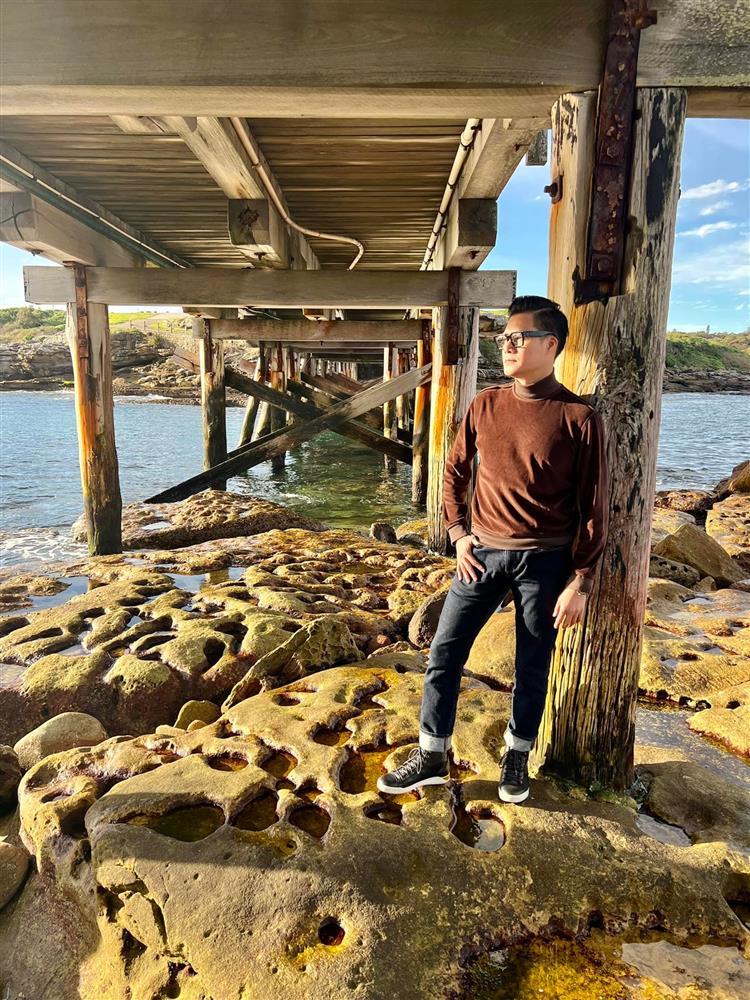 Quang Dũng mất cân đối khi lên ảnh, 1m75 mà như người tí hon-10