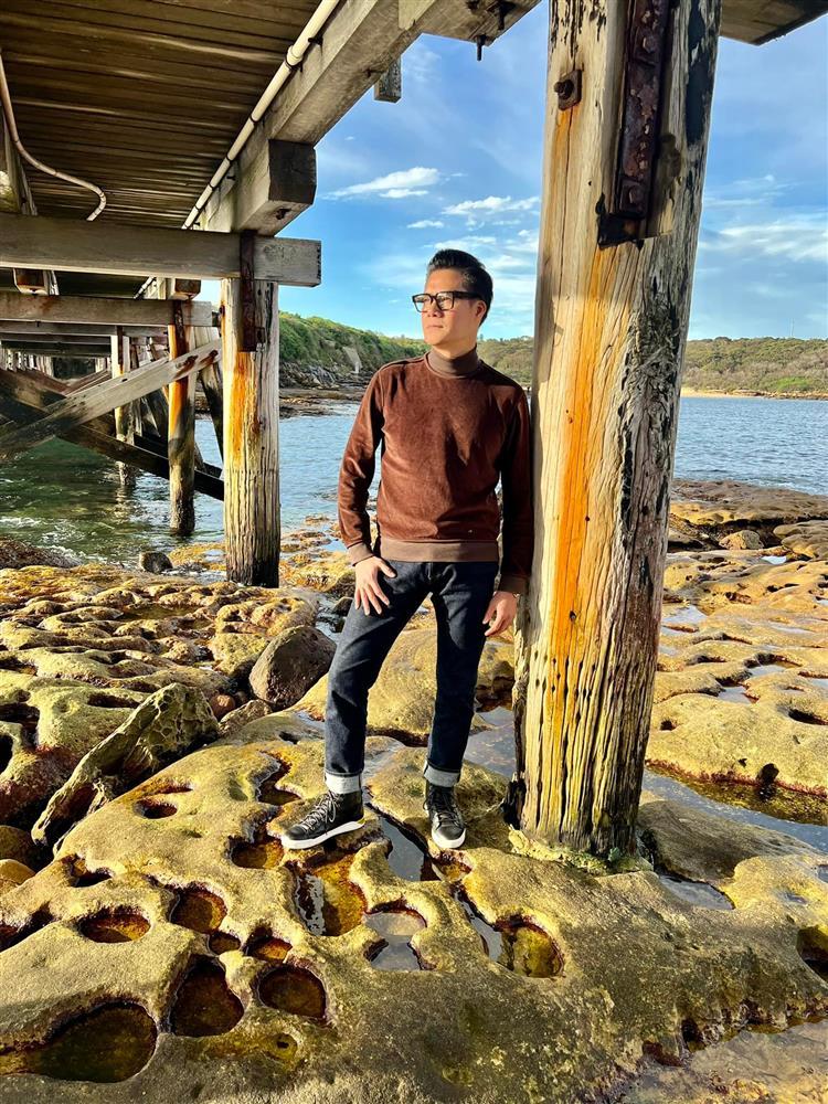 Quang Dũng mất cân đối khi lên ảnh, 1m75 mà như người tí hon-11