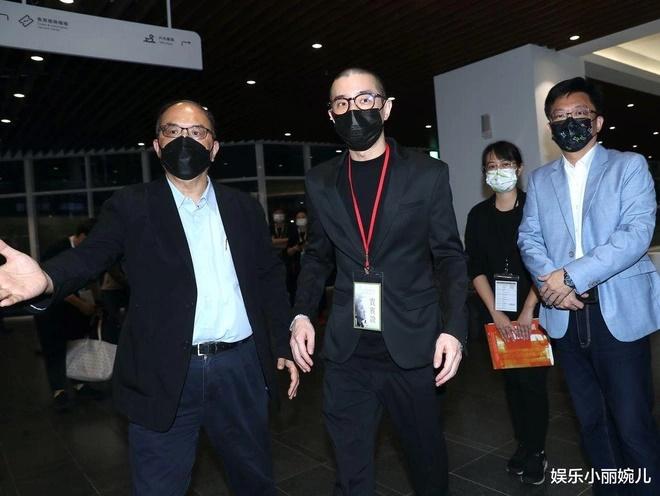 Con trai Thành Long lộ diện sau 8 năm-2