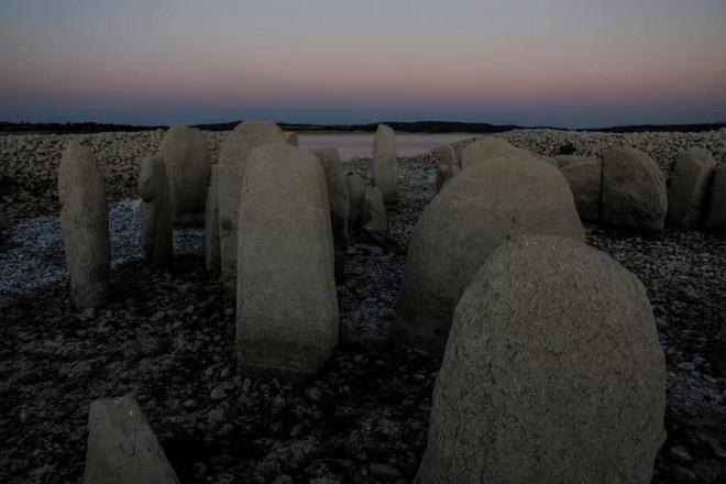 Đài thiên văn bí ẩn 7.000 năm tuổi tự hiện hình ở Tây Ban Nha-1