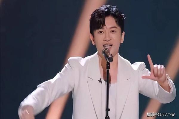 Những đại hiệp đa tình về già không con cái, không bóng hồng gần gũi-8