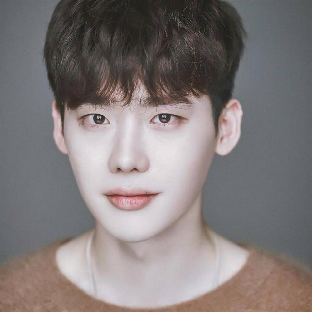 Lee Jong Suk - mỹ nam số khổ nhất màn ảnh Hàn-2