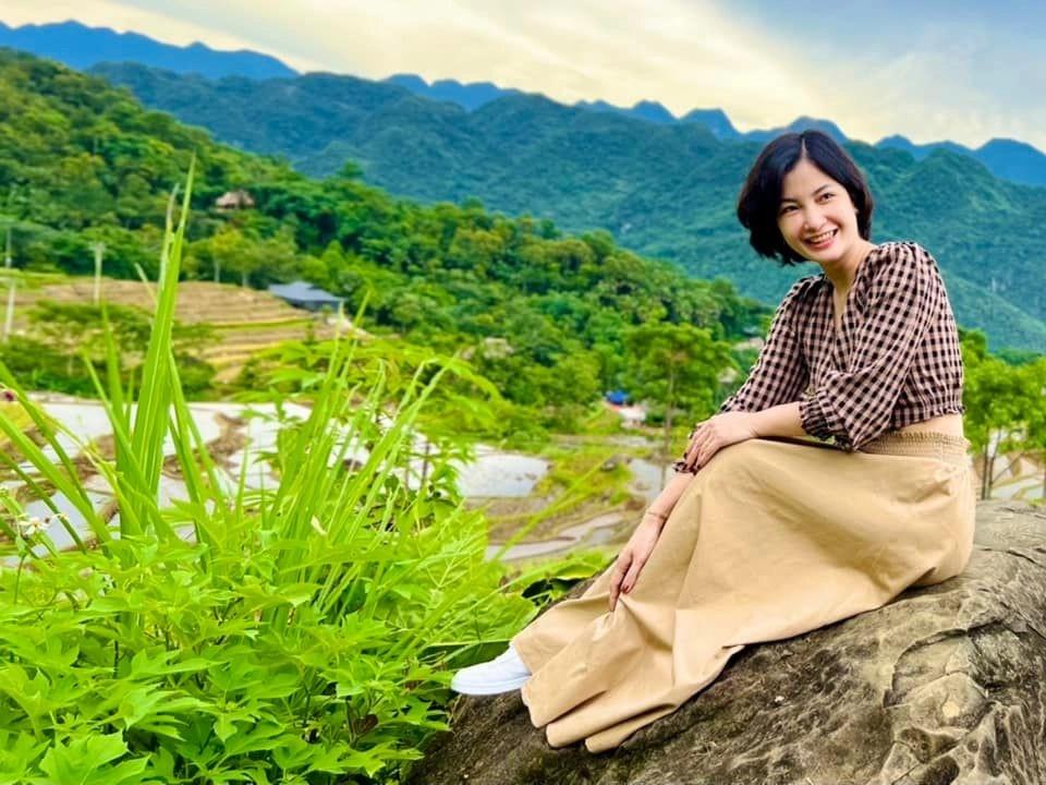 Vóc dáng đáng ngưỡng mộ của vợ trẻ Vượng Râu dù đã 5 con-7