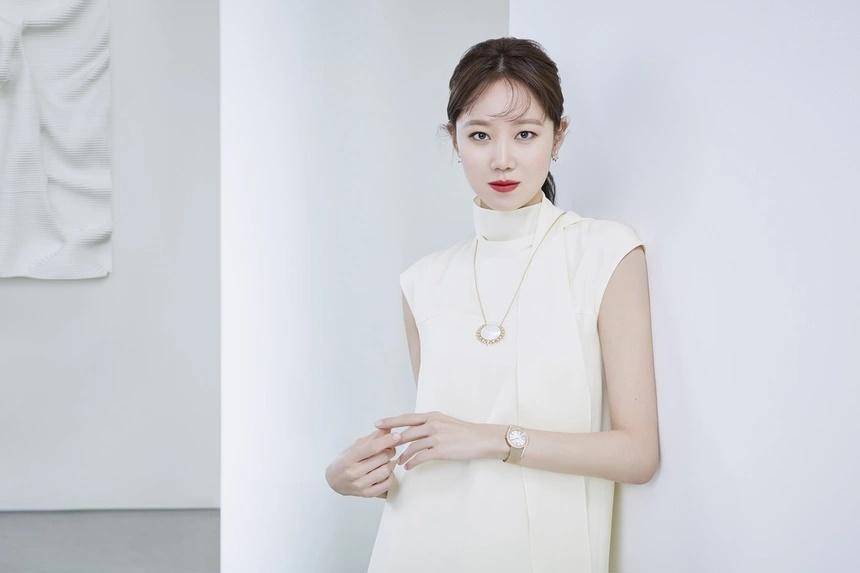 Gia thế chồng sắp cưới của diễn viên Gong Hyo Jin-1