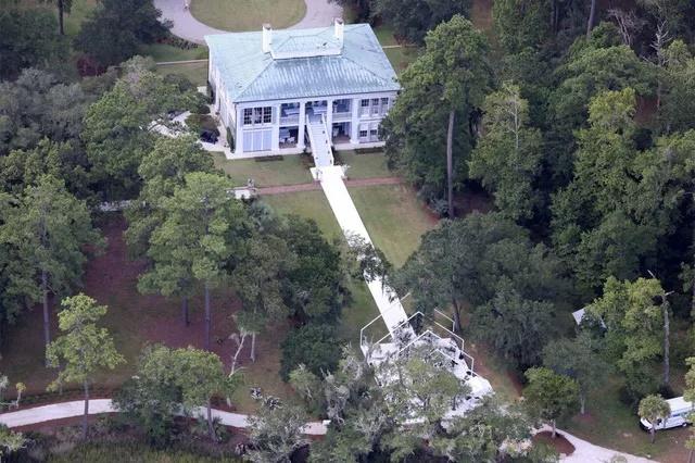 Đám cưới của Jennifer Lopez - Ben Affleck có pháo hoa và nhạc sống-3