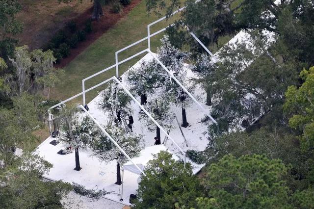 Đám cưới của Jennifer Lopez - Ben Affleck có pháo hoa và nhạc sống-4