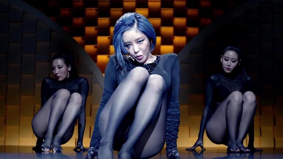 Những vũ đạo phản cảm bị cấm ở Hàn Quốc-2