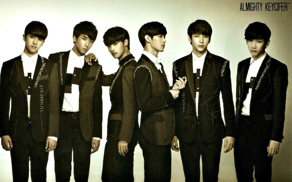 Những vũ đạo phản cảm bị cấm ở Hàn Quốc-7