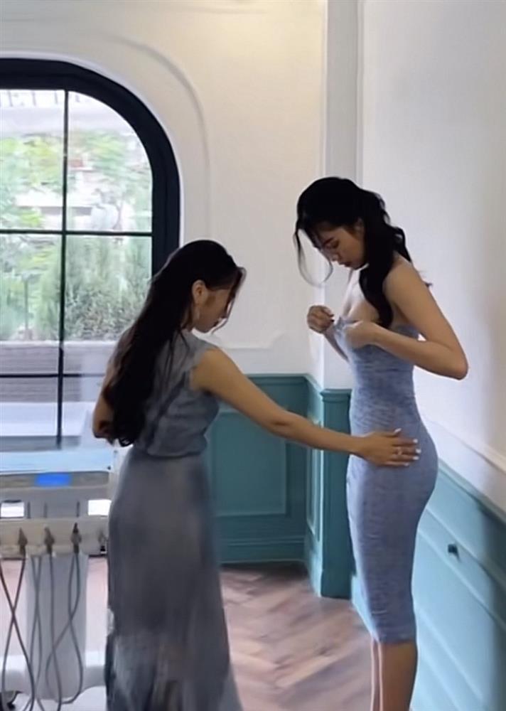 Ngọc Trinh chật vật vì váy siêu bó, vòng 3 đập thẳng vào camera-4