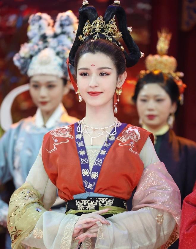 Cáp Ni Khắc Tư khóc khi nói về vụ clip nhạy cảm với Huỳnh Hiểu Minh-8