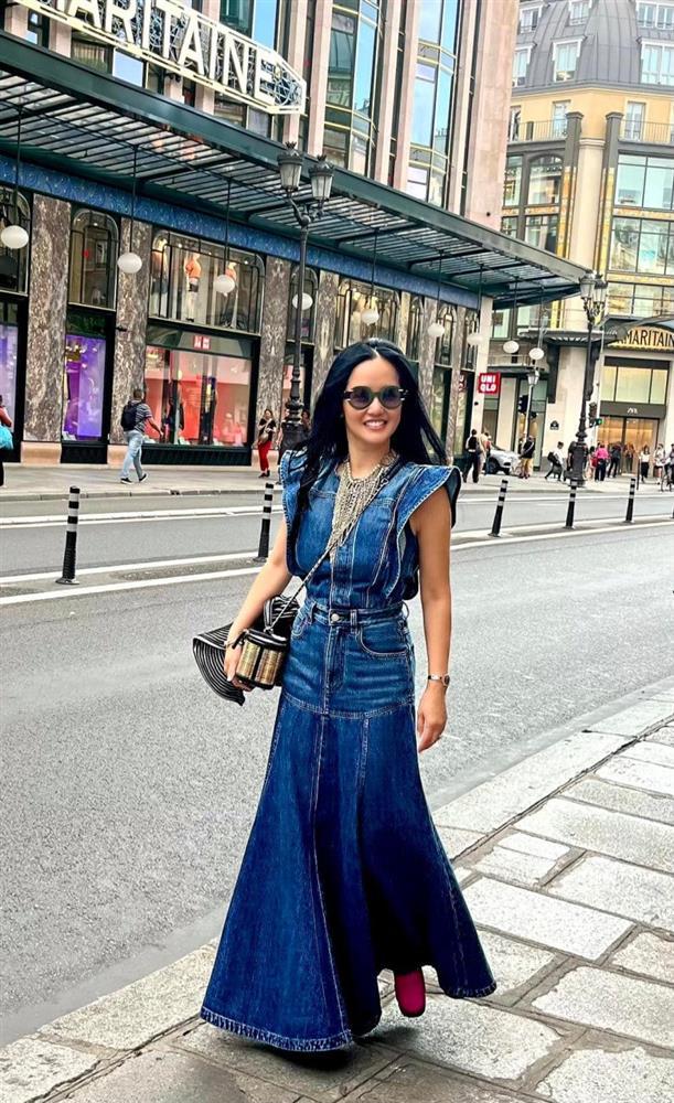 Cô Bống Hồng Nhung nghiện đi giày hầm hố, đế dày cộp-1