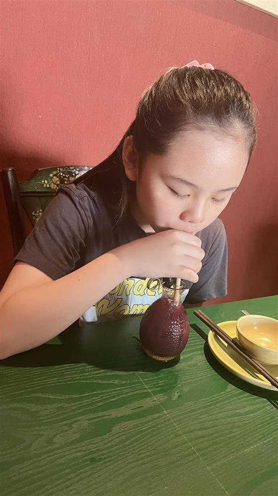 Tin showbiz Việt ngày 21/8: Vua cá Koi tiết lộ thời gian vợ trẻ sinh con?-7