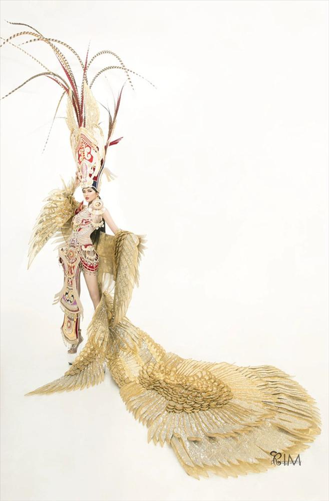 Trước Nam Em có 2 nàng hậu lâm cảnh khốn đốn vì thất lạc hành lý-3