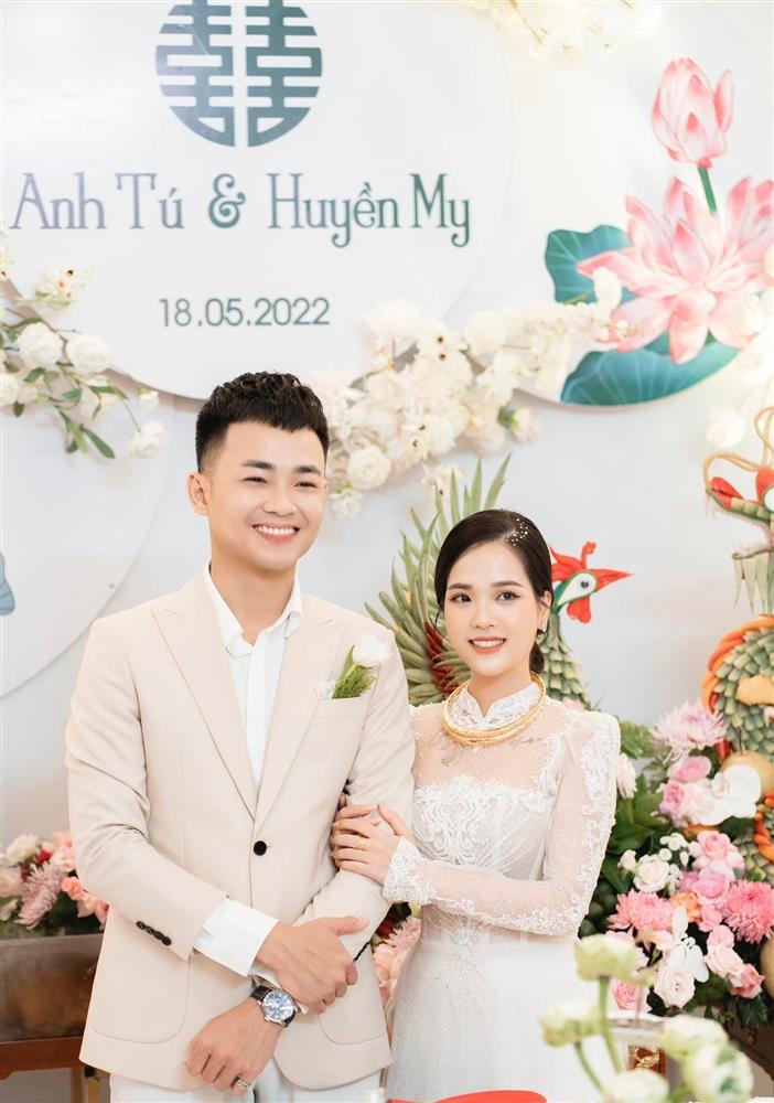 Giữa cơn sốt Diệu Nhi, bồ cũ Quang Hải cũng khoe kết hôn với Anh Tú-3