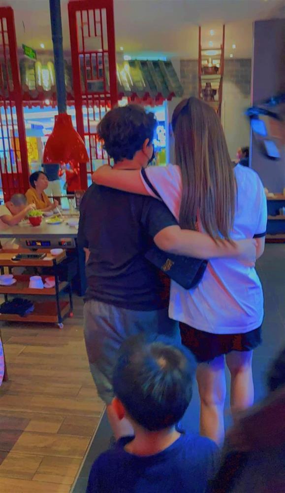 Tim có tình mới, Trương Quỳnh Anh khoe ảnh bên chàng trai đặc biệt-3