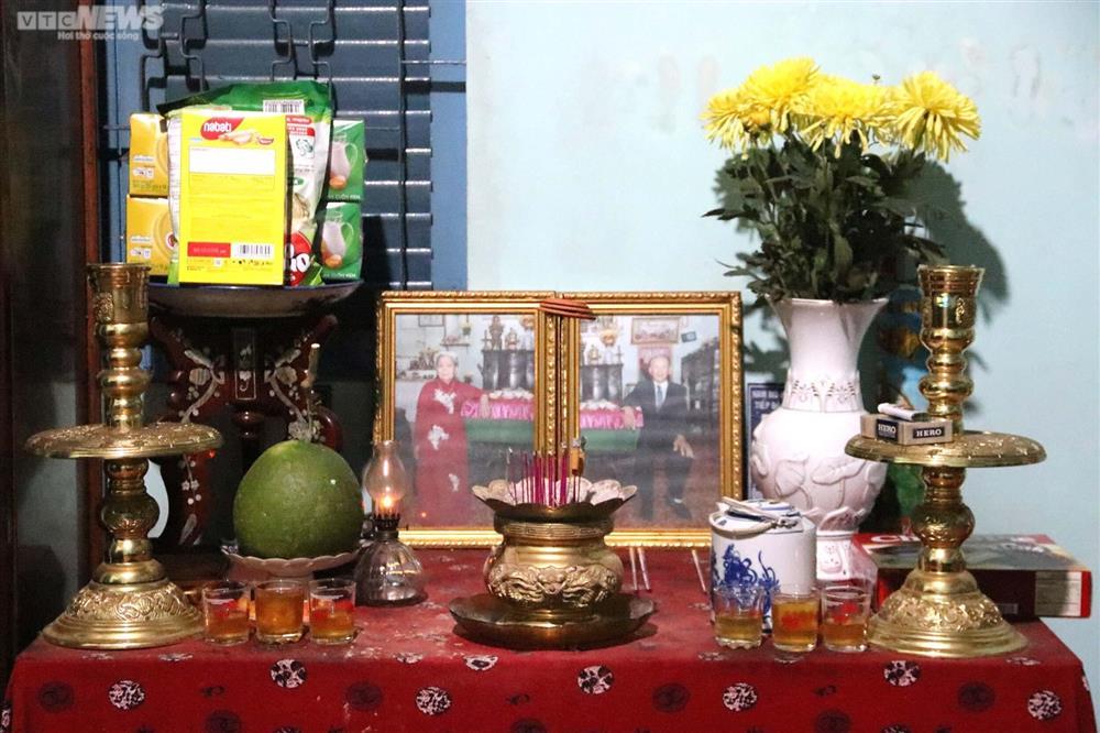 Cô bé 15 tuổi và 5 giỗ đầu người thân mất vì COVID-19-2