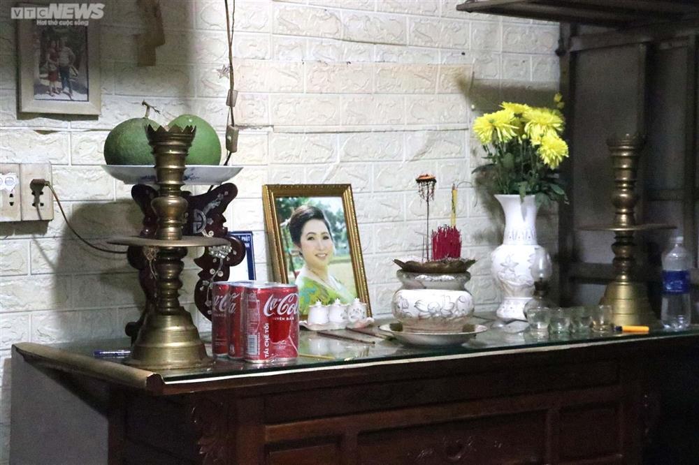 Cô bé 15 tuổi và 5 giỗ đầu người thân mất vì COVID-19-3