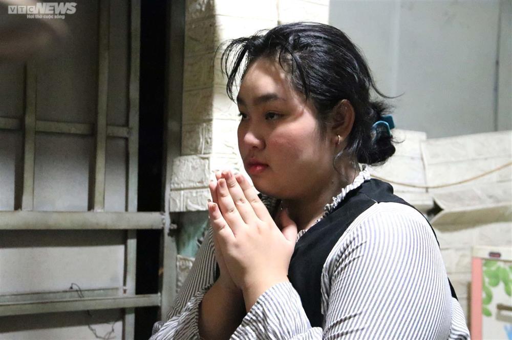 Cô bé 15 tuổi và 5 giỗ đầu người thân mất vì COVID-19-6