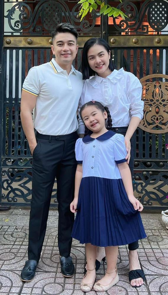 Tin showbiz Việt ngày 22/8: Bạn gái mong Huỳnh Anh trưởng thành hơn-12