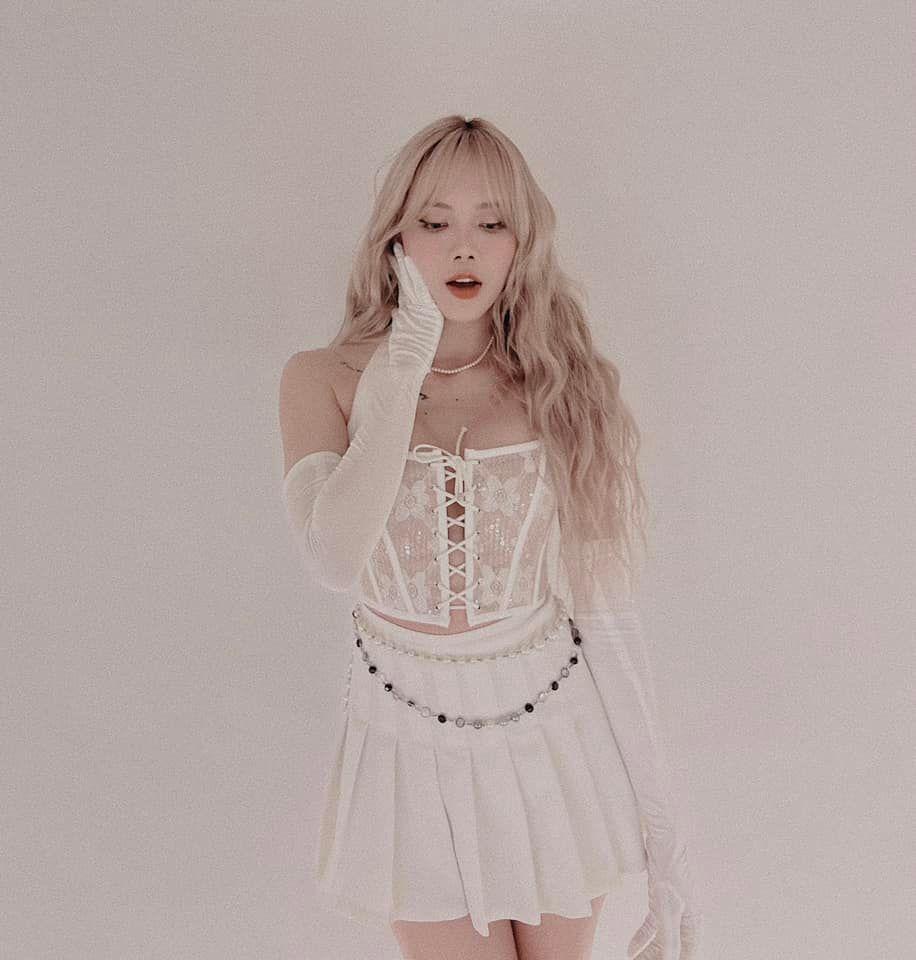 Dân mạng tranh cãi về giọng hát thều thào của Thiều Bảo Trâm-4