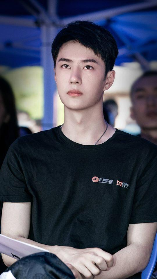 4 nam thần màn ảnh hè 2022: Vương Nhất Bác bị chê vì phim ỉu-10