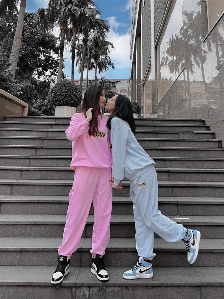 Ảnh đời thường ngọt lịm cặp đồng tính nữ gây sốt Người Ấy Là Ai-11