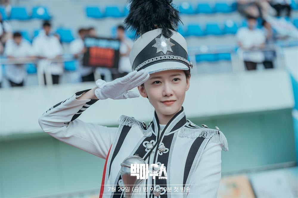 Bộ đôi K2 đụng độ: Yoona thắng đậm trước Ji Chang Wook-2