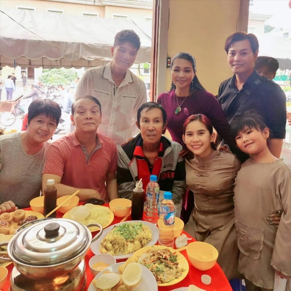 Ông hoàng cải lương Vũ Linh nhiều bệnh tật, cô đơn tuổi xế chiều-8