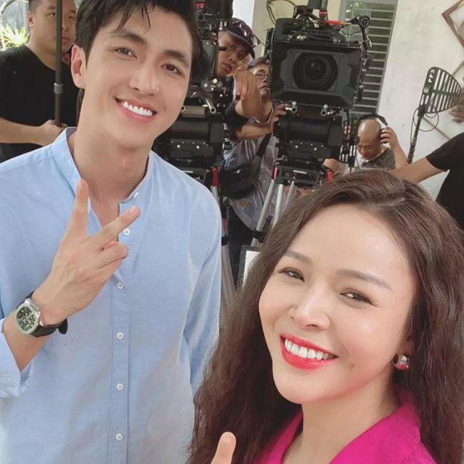 Hậu trường phi công trẻ phục vụ quý bà hồi xuân trong phim Việt-2