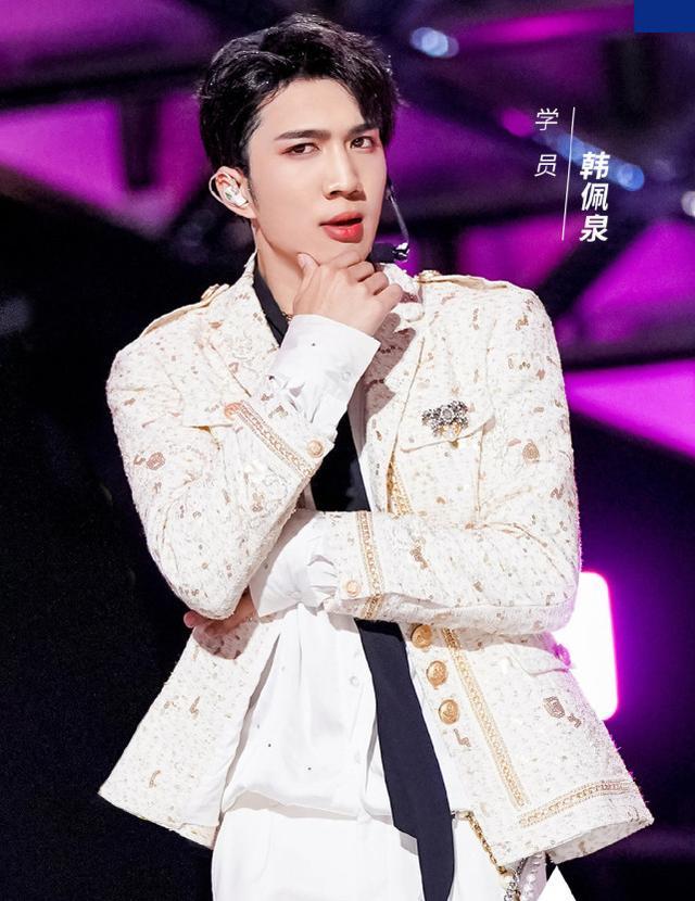 Hàn Bội Tuyền nghĩ quẩn trên livestream, netizen vội báo cảnh sát-6