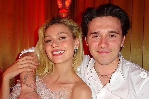 Cậu cả nhà Beckham khóa môi bà xã giữa tranh cãi kỹ năng đầu bếp-9