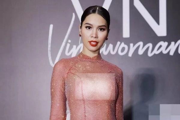 Hà Anh bị đào clip catwalk ô dề, không thể cảm nổi-10