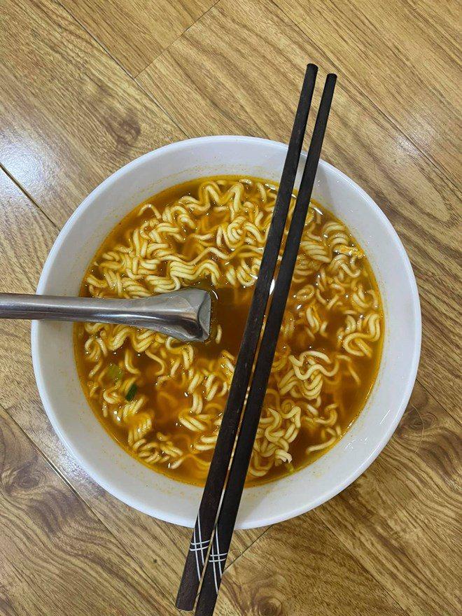 Tranh cãi việc cô gái sống ở thành phố chỉ với 1,5 triệu/tháng-4