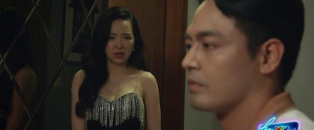 Những mỹ nhân có vỏ bọc gái ngoan nhưng ‘quẩy’ tới bến khi lên bar-15