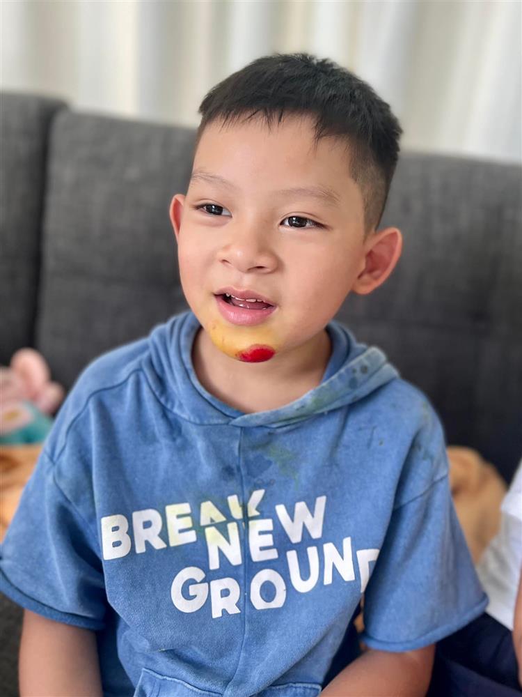 Tin showbiz Việt ngày 23/8: Con trai Lý Hải liên tục chấn thương-2