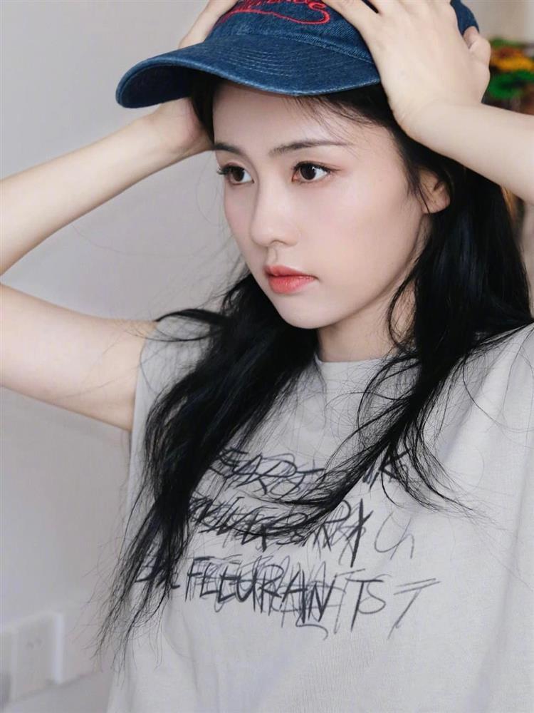 5 tiểu hoa mới Cbiz: Cúc Tịnh Y - Dương Siêu Việt tranh nhau top 1-7