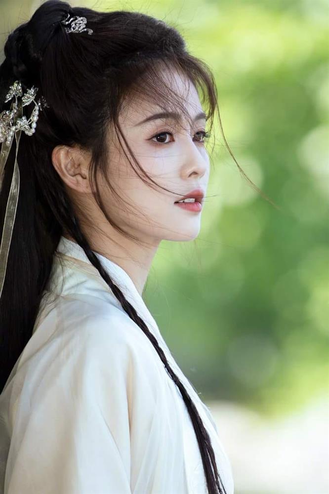 5 tiểu hoa mới Cbiz: Cúc Tịnh Y - Dương Siêu Việt tranh nhau top 1-6