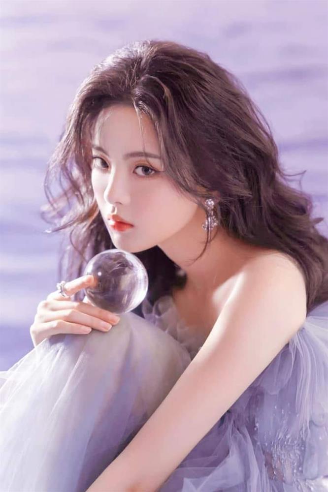 5 tiểu hoa mới Cbiz: Cúc Tịnh Y - Dương Siêu Việt tranh nhau top 1-11