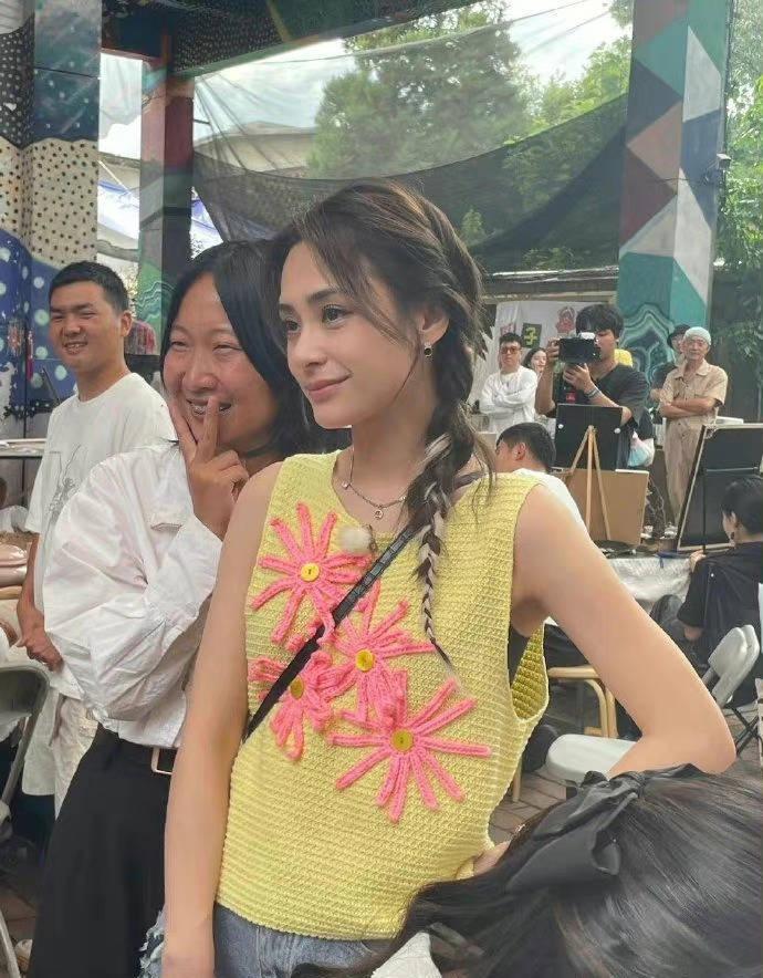 Chung Hân Đồng lộ nhan sắc thật qua ảnh không chỉnh sửa-2