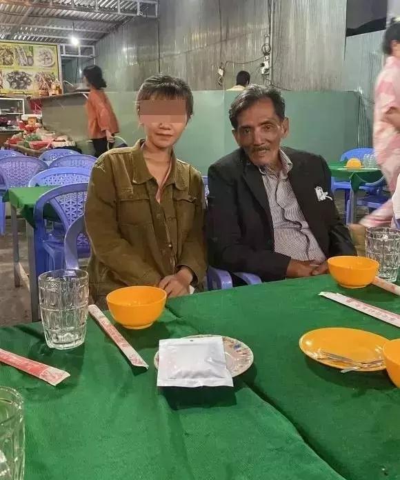 Thương Tín hát đám cưới được trả bao nhiêu tiền?-5