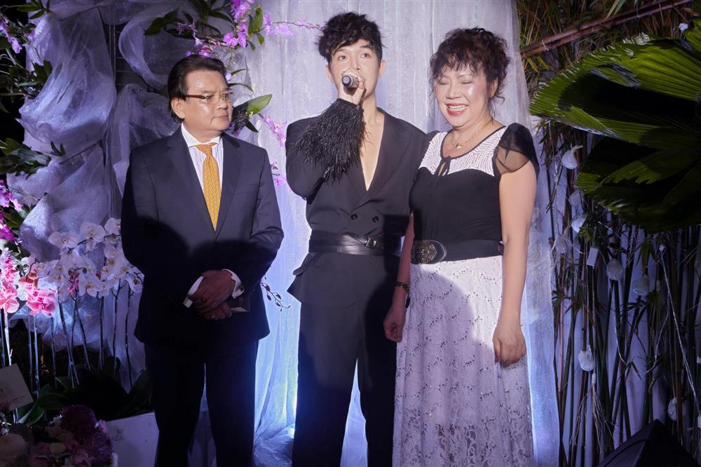 Mẹ cựu hoa khôi U60 của Nathan Lee gây sốt với mái tóc vàng hoe-7