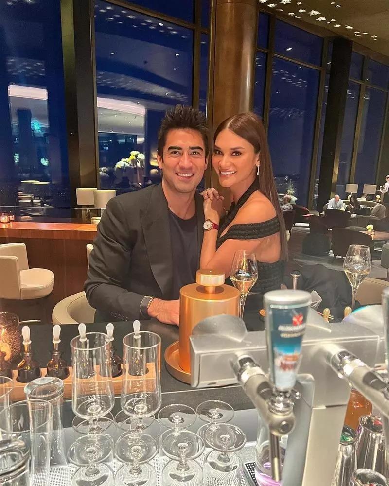 Miss Universe Pia bị CHÊ khi ngửi nách, liếm tai, cắn ngực bạn trai-7